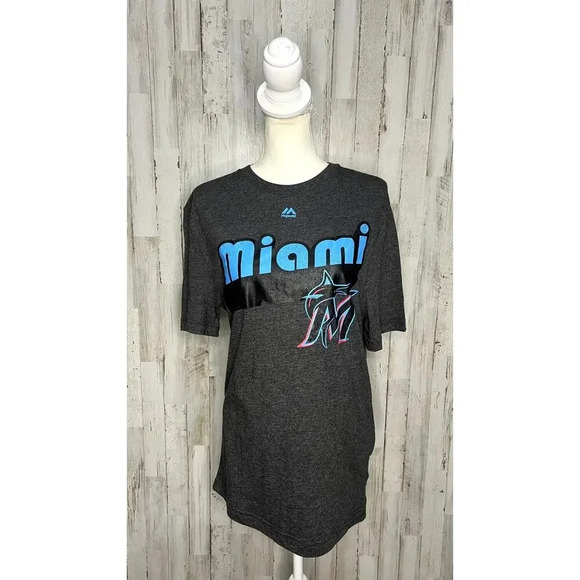 NWT Majestic Miami Marlins Men's‎ Gray MLB Logo T-Shirt Size Small Short Sleeve - Picture 2 of 5